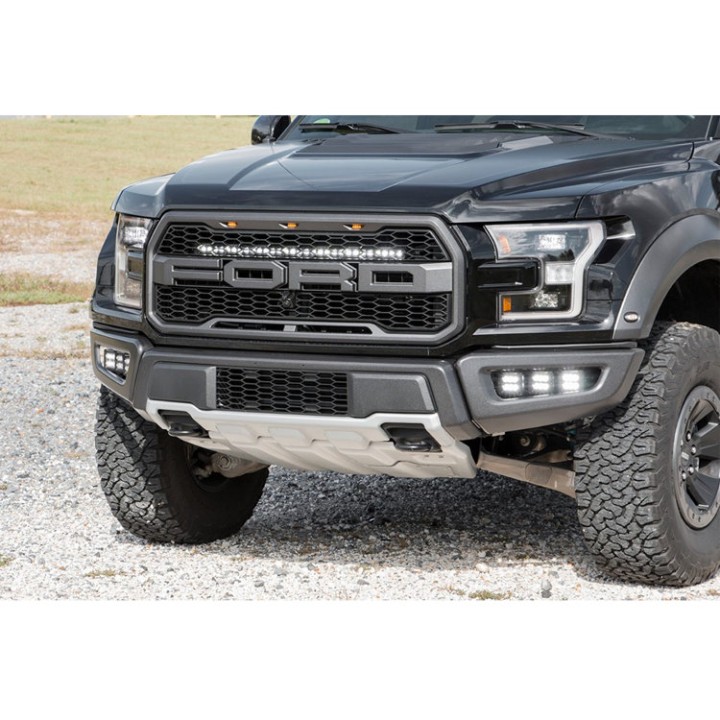 Listwa LED 30" pojedyncza zakrzywiona white DRL spot do grilla przód Rough Country Black Series