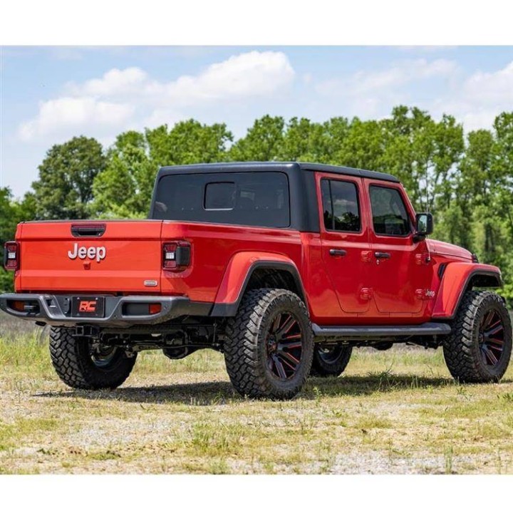 Zestaw zawieszenia Rough Country Lift 2,5"