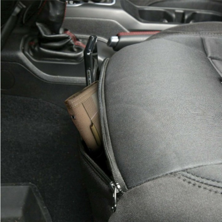 Komplet pokrowców na fotele neoprene black/black Smittybilt GEN2