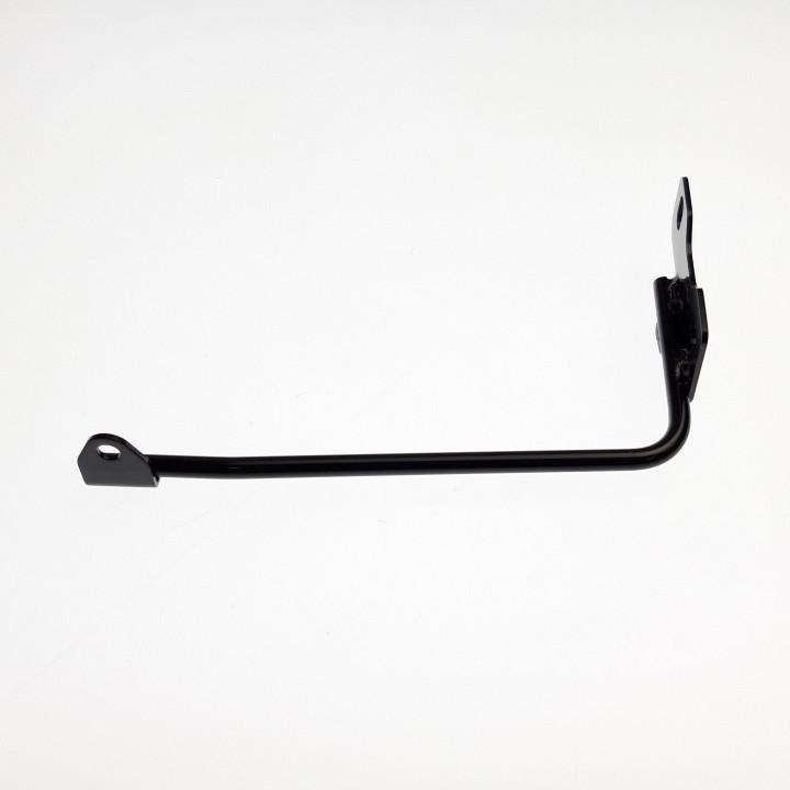BRACKET, BUMPER REAR RH.