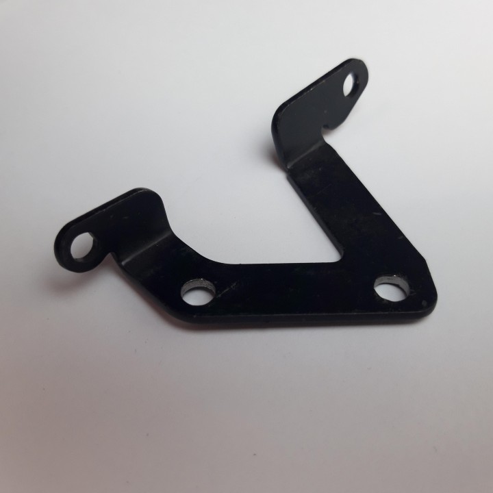 BRACKET,HANDLEBAR COVER RIGHT