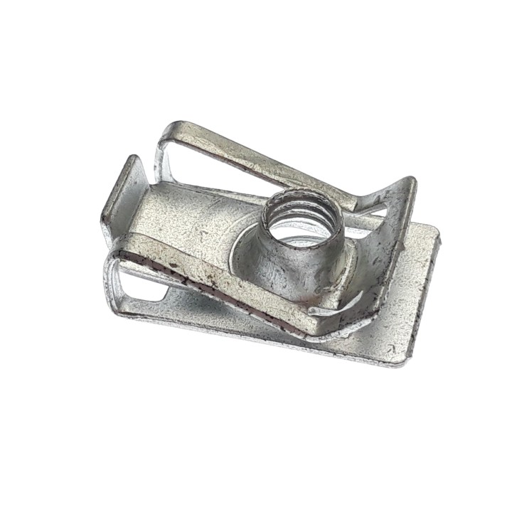 M6 nut clip