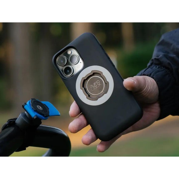 Quad Lock® Original Case - iPhone SE (3rd / 2nd Gen) & 8 / 7