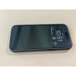 Quad Lock® Tempered Glass Screen Protector - iPhone 14 