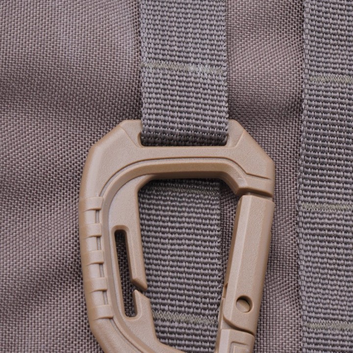 Mil-Tec Tactical Carabiner MOLLE