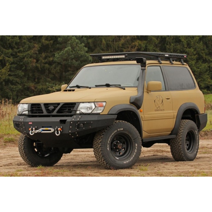 Progi boczne Nissan Patrol Y61 97-04 krótki
