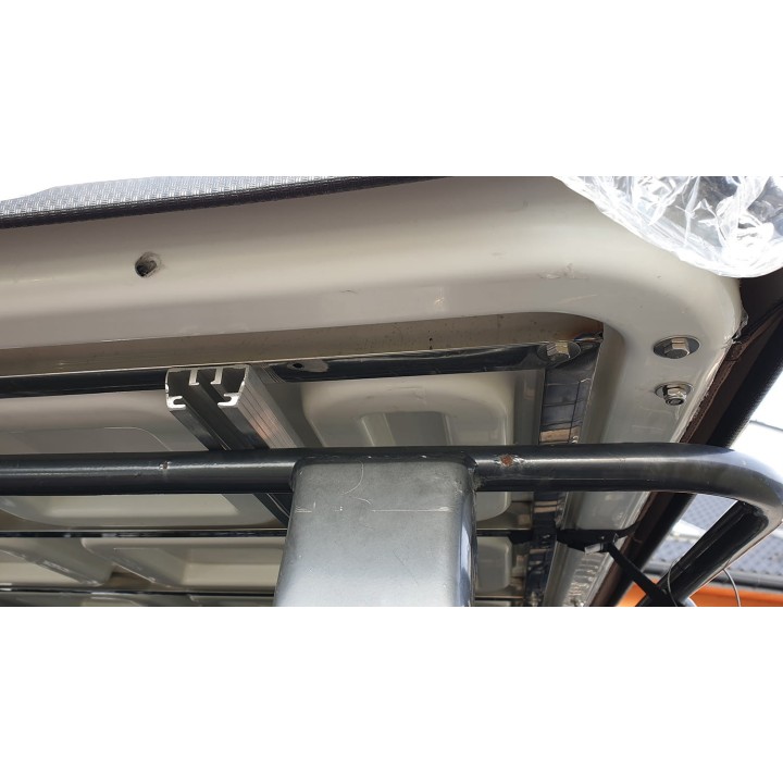 Escape VARIO 210 cm Roof Tent – Sand, white lid - view 31