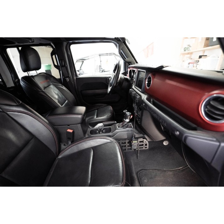 Jeep Wrangler JL MOLLE panels DV8 Offroad - view 5