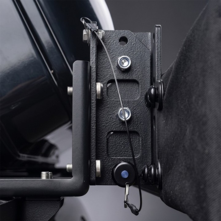 Wild Camp Quick-Release Awning Bracket | Szekla4x4