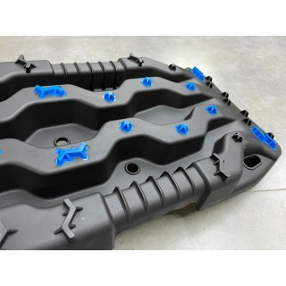 10T Recovery Traction Boards with Pins – Nylon, Pair