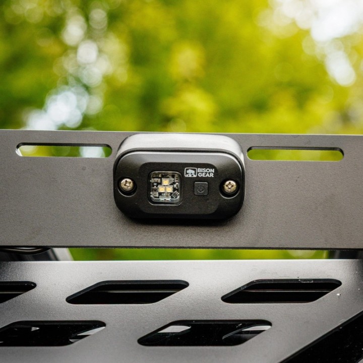 SPARROW Dimmable Dome Light Bison Gear
