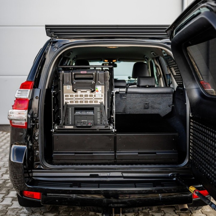 Aluminium Cargo Box with Tilting Fridge Slider, 80 kg