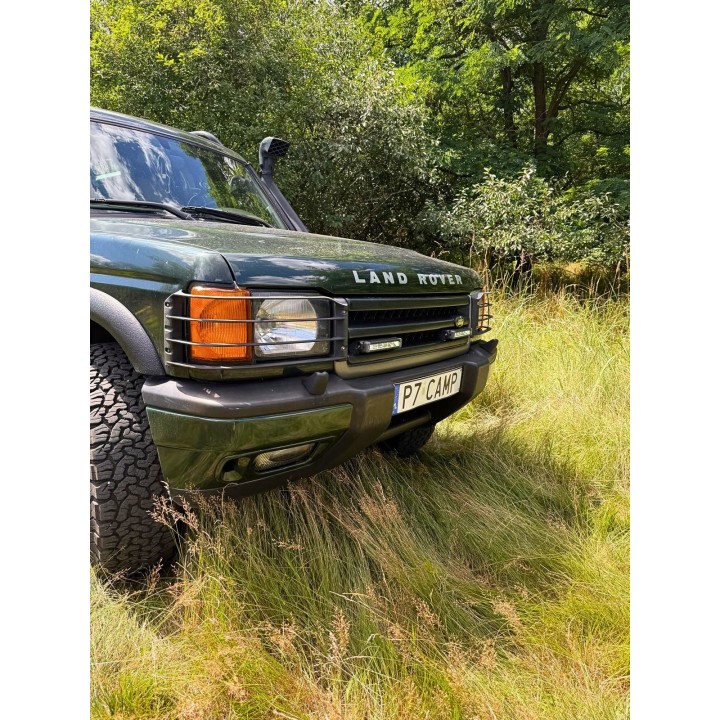 Two OSRAM VX180-SP SR LED Lamps with ORAX Systems Grille Brackets — Land Rover Discovery II - view 4