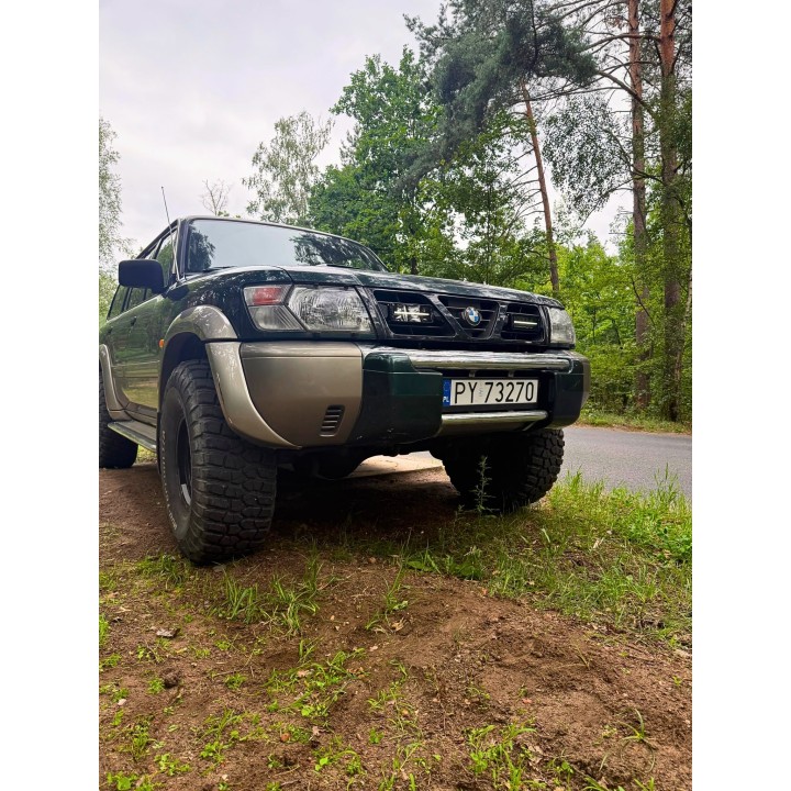 Two Kramp LED Lamps with ORAX Systems Grille Brackets — Nissan Patrol Y61 - view 4