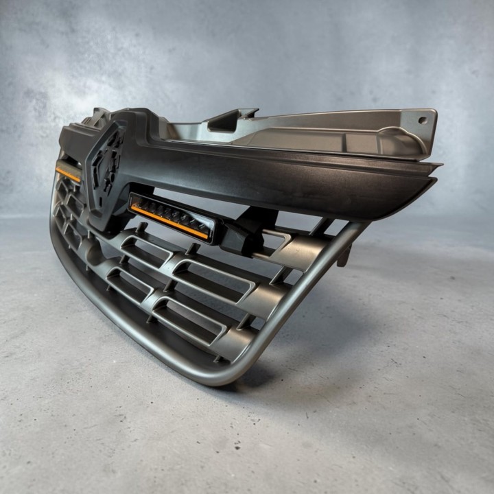 Mocowania lamp LED w atrapę ORAX Systems — Renault Master III Phase 2 (X62) 2014-2019 - ujęcie 2