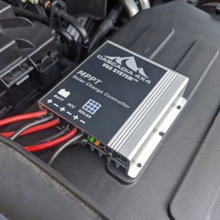 Cascadia 4x4 CHF100CC — 10A MPPT Solar Charge Controller for VSS System™ 1.0, IP67 - view 2