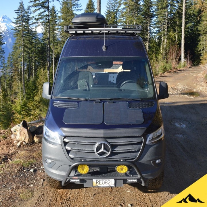 Cascadia 4x4 VSS System™ 2.0 CHF152 — 86 W Hood Solar Panel, Mercedes Sprinter VS30 2019–2025 - view 5