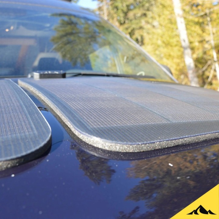 Cascadia 4x4 VSS System™ 2.0 CHF152 — 86 W Hood Solar Panel, Mercedes Sprinter VS30 2019–2025 - view 6