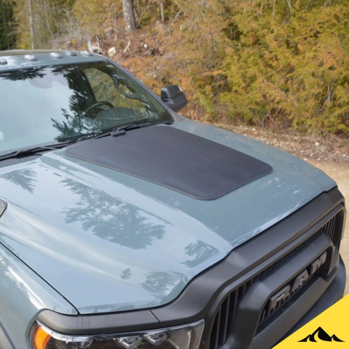 Cascadia 4x4 VSS System™ 2.0 CHF159 — 92 W Hood Solar Panel for Ram HD, Ford F-150, Toyota Tacoma, Tundra, Land Cruiser - view 5