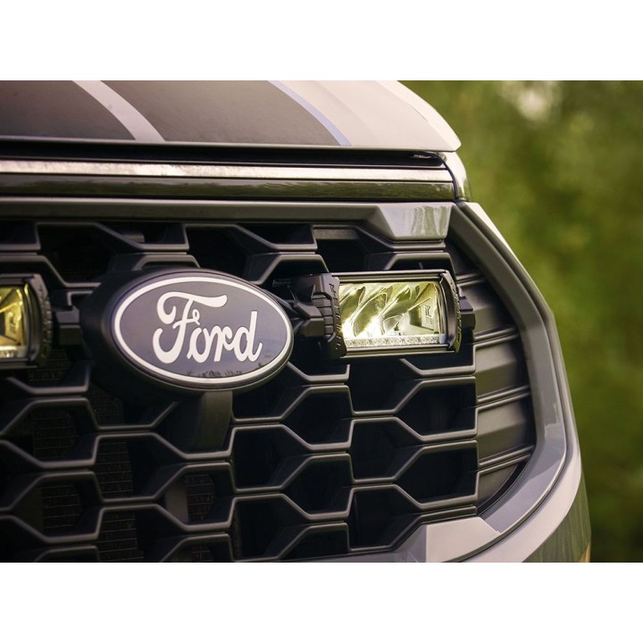 Kit of two LAZER TRIPLE-R 750 Beacon (Gen2) with factory grille mounting system - Ford Transit Custom Sport (2024 -)