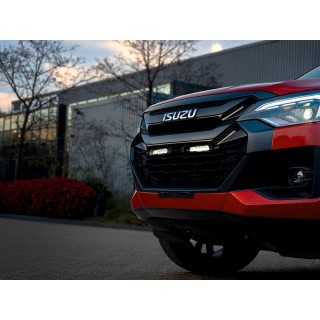 Kit with LAZER Linear 6 Elite+ with factory grille mounting system - Isuzu D-Max (2024 - 2026 -)