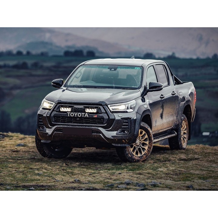Kit of two LAZER TRIPLE-R 750 (Gen2) with factory grille mounting system - Toyota Hilux GR Sport (2022 - 2024) - view 5