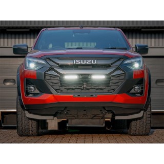 Kit with LAZER Linear 6 with factory grille mounting system - Isuzu D-Max (2024 - 2026 -)