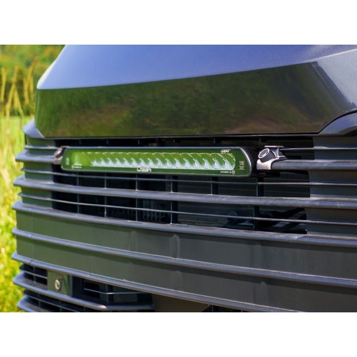 Kit with LAZER Linear-18 Elite with factory grille mounting system - Toyota Proace (2023 - ) - view 3
