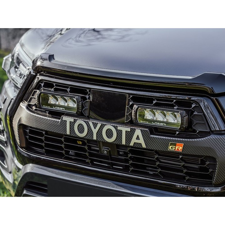 Kit of two LAZER TRIPLE-R 750 Elite (Gen2) with factory grille mounting system - Toyota Hilux GR Sport (2022 - 2024))