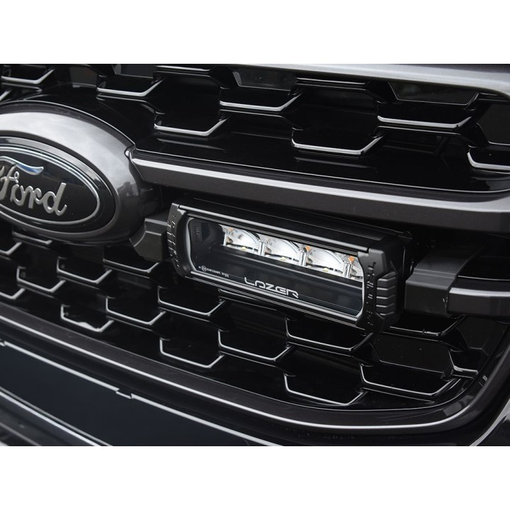 Kit of two LAZER TRIPLE-R 750 (Gen2) with factory grille mounting system – Ford Ranger Wildtrak (2023 -) / Wildtrak - view 4