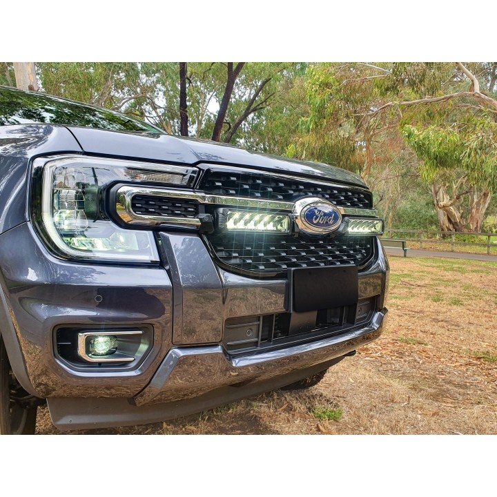 Kit of two LAZER TRIPLE-R 850 (Gen2) with factory grille mounting system – Ford Ranger Wildtrak (2023 -) / Wildtrak - view 5