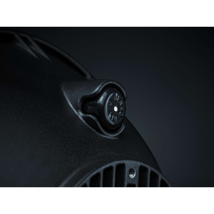 Strands IZE LED OG 9″ Driving Light 12000 lm | Szekla4x4