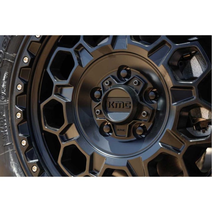 KMC TREK alloy wheel Satin Black 8.0x17 ET35 6x139.7 - view 5