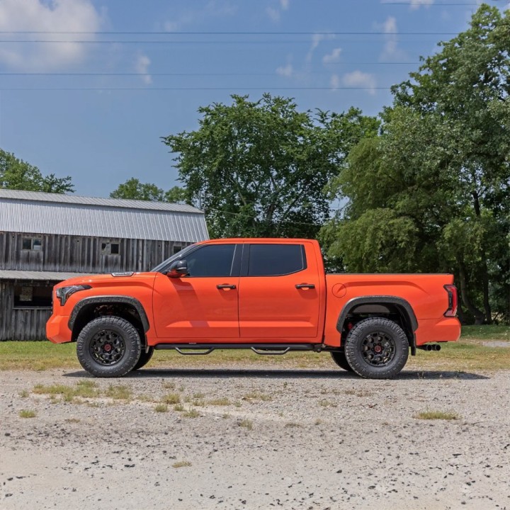 Suspension kit TRD Pro Series Rough Country Lift 2,5" - view 4