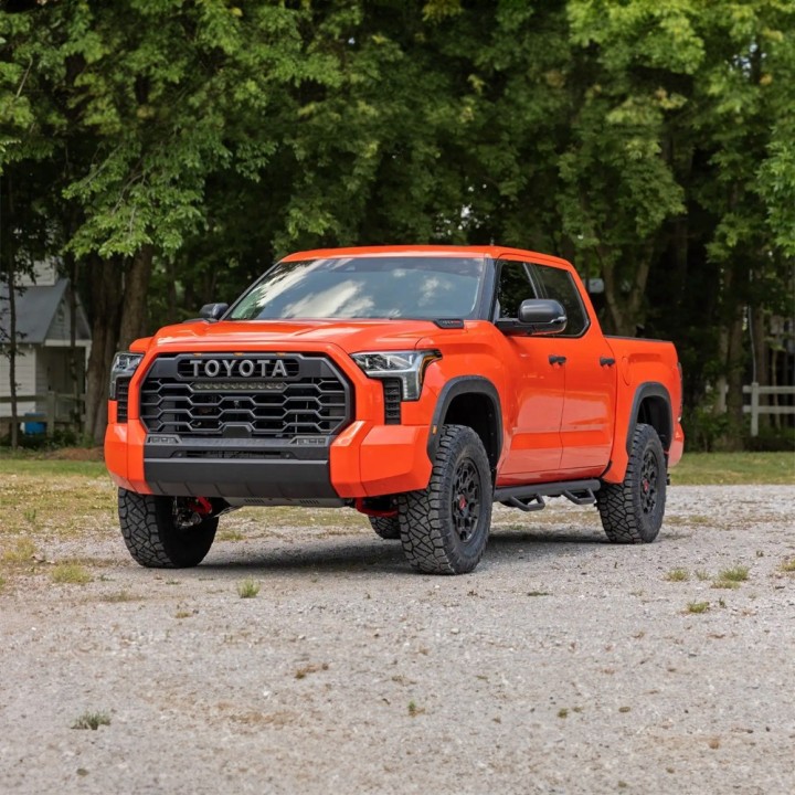 Suspension kit TRD Pro Series Rough Country Lift 2,5" - view 5