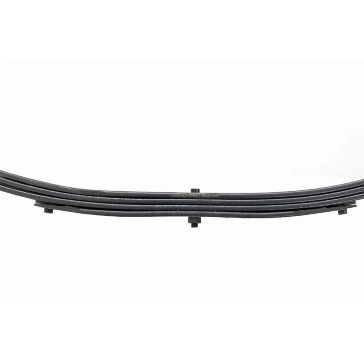 Rear leaf springs with u-boltami Rough Country lift 4"