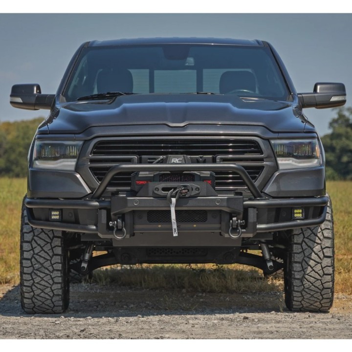 Front bumper with plate for a winch Rough Country - view 10