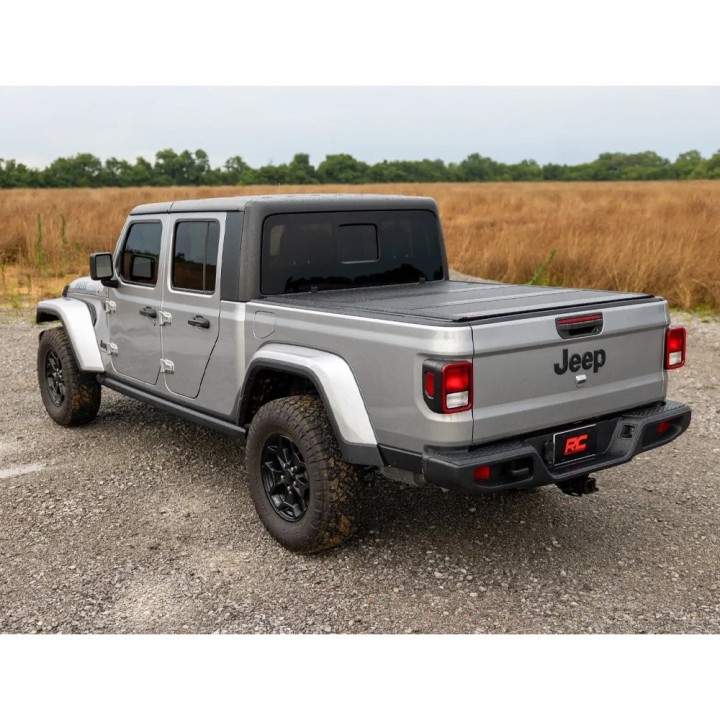 Hard tonneau cover tri-fold niski profil Rough Country