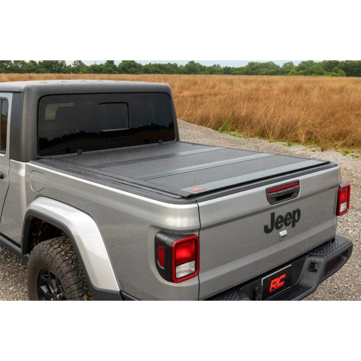 Hard tonneau cover tri-fold niski profil Rough Country