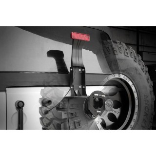 Extension mounts third brake light Rough Country | Szekla4x4