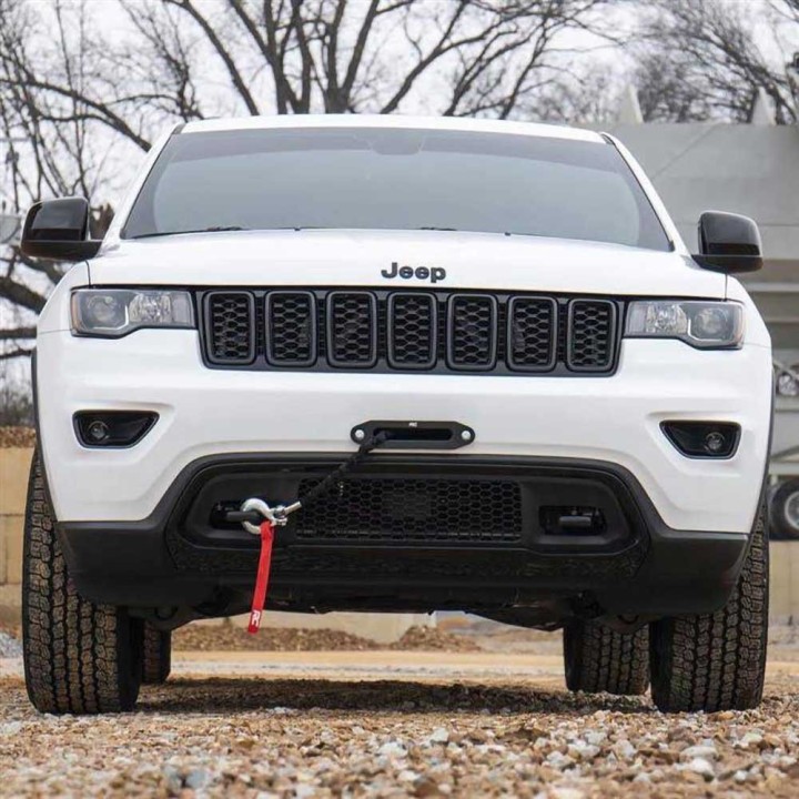 Winch mounting plate for the Grand Cherokee WK2 | Szekla4x4