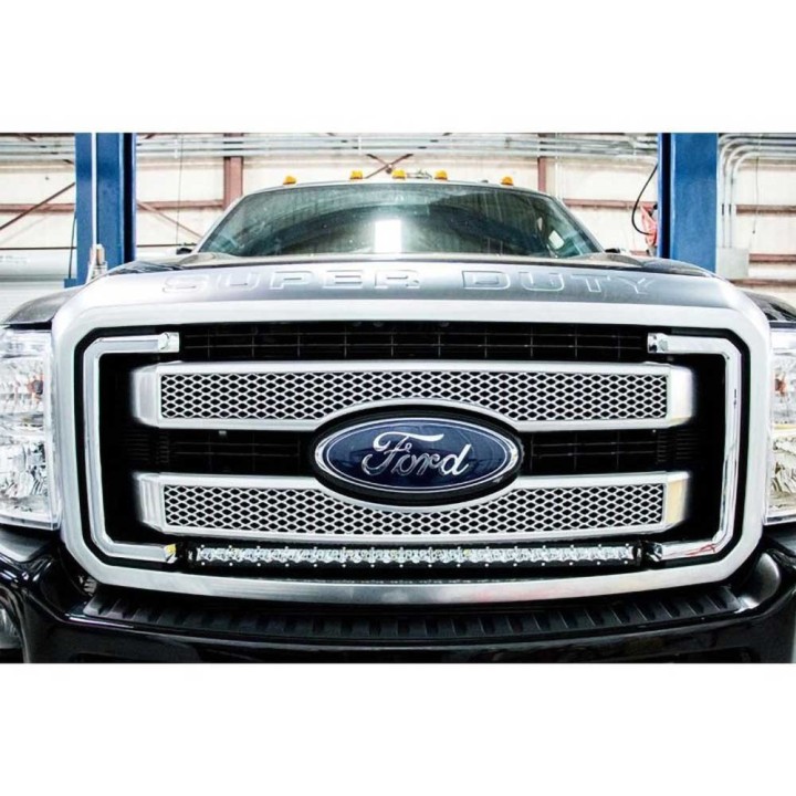 LED light bar 30" white DRL grille Rough Country | Szekla4x4