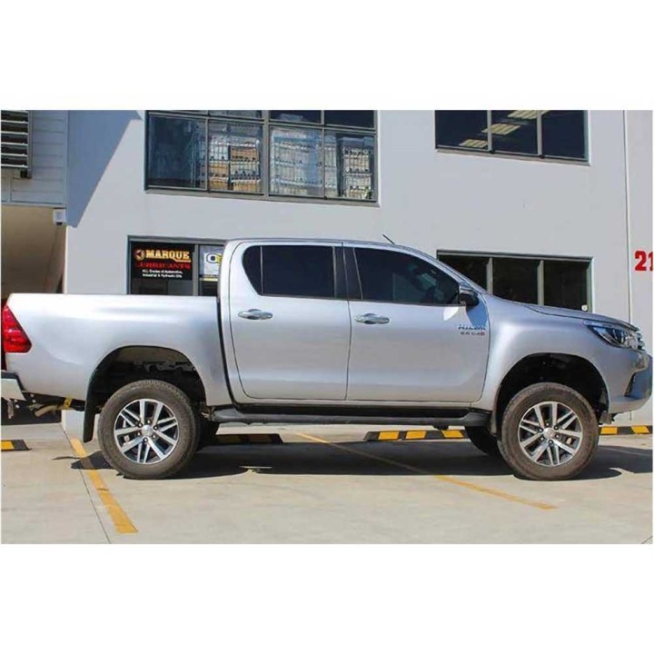 Suspension kit with shock absorbers FOX lift 2" | Szekla4x4