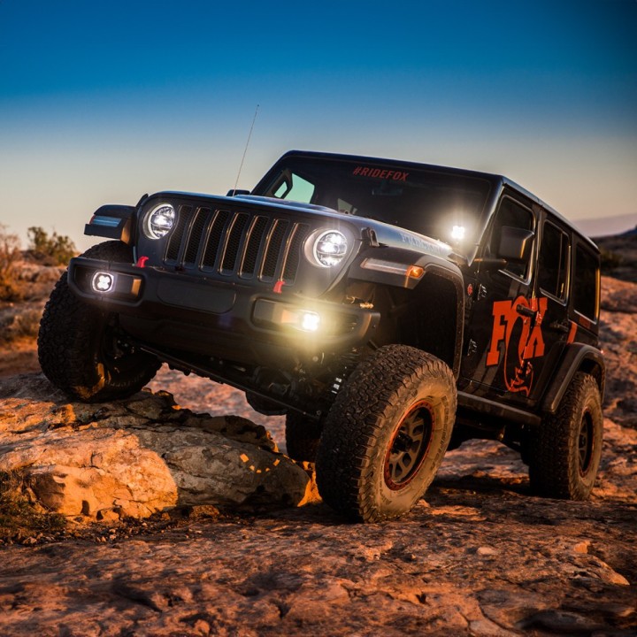 Dual steering stabiliser for the GLADIATOR JT | Szekla4x4