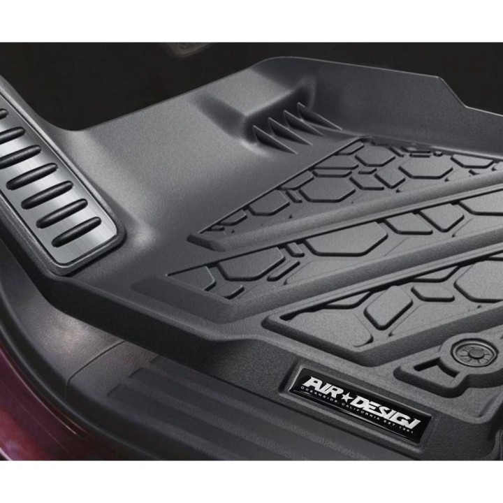 Front and rear floor mats for the Tundra | Szekla4x4