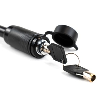 Locking hitch pin for the off-road vehicle | Szekla4x4