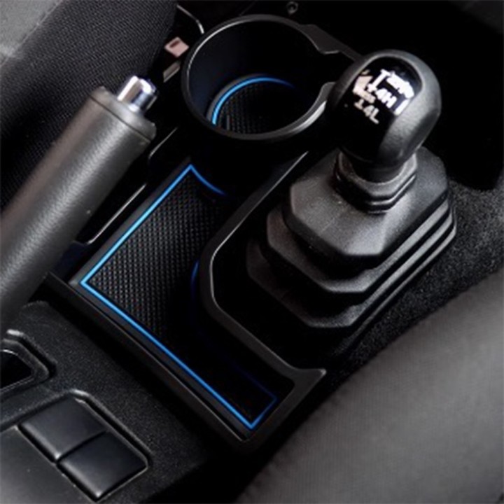 Centre console storage with cup holder, automatic transmission OFD - view 3