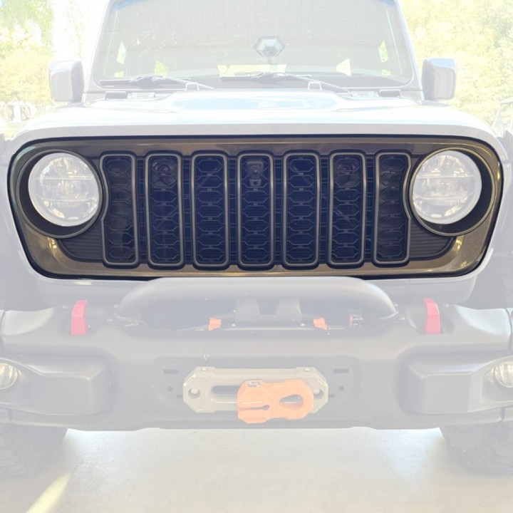Grille with camera opening for the GLADIATOR JT | Szekla4x4
