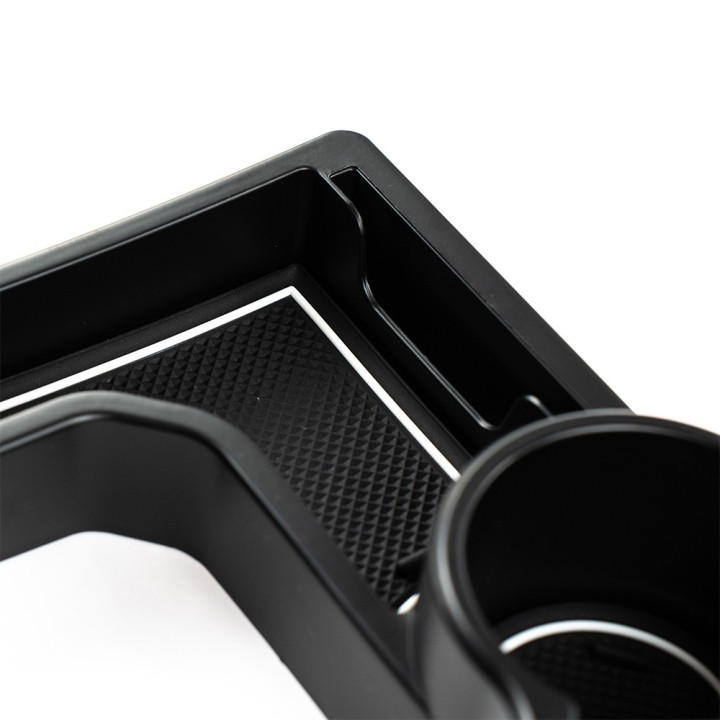 Centre console storage with cup holder, automatic transmission OFD - view 13