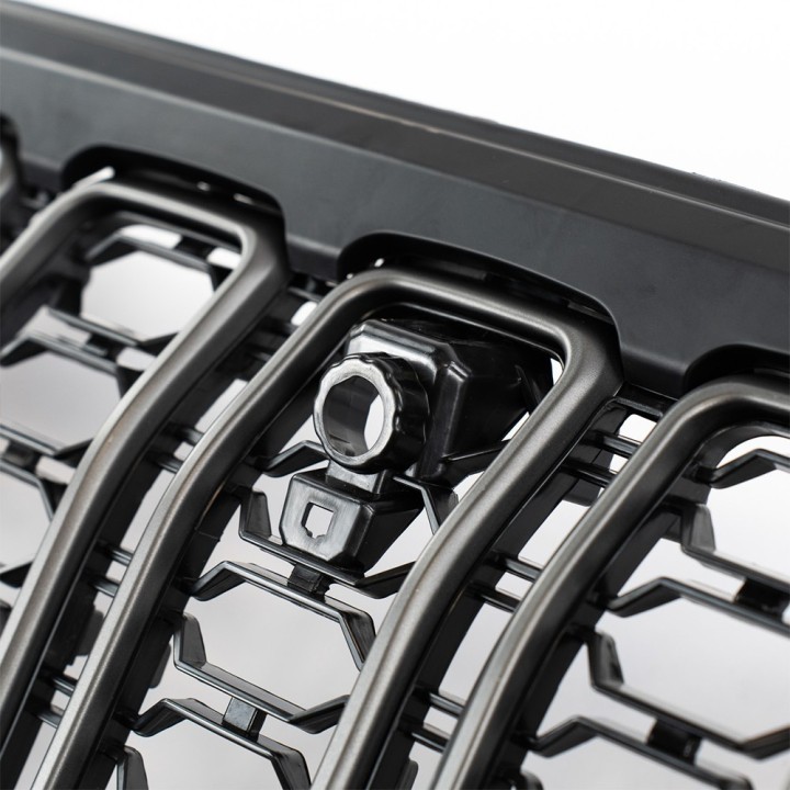 Grille with camera opening for the GLADIATOR JT | Szekla4x4